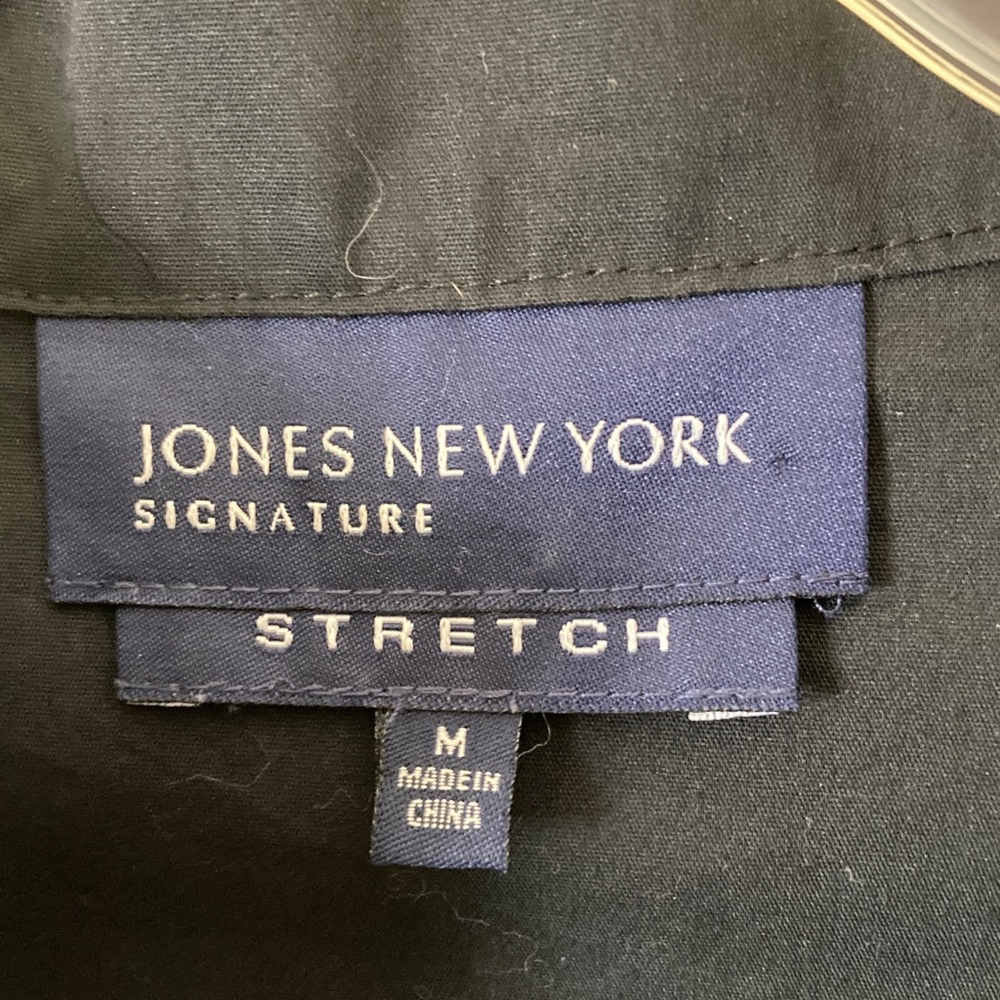 Jones New York Black Tunic with White Accents - Picture 2 of 8